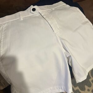 Greyson Classic White Flat Front Shorts - Wainscott - Artic - 36 - NWOT